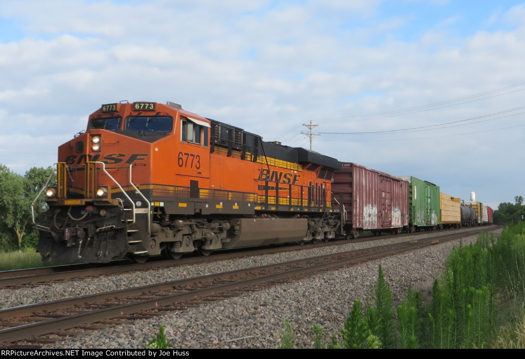 BNSF 6773 East